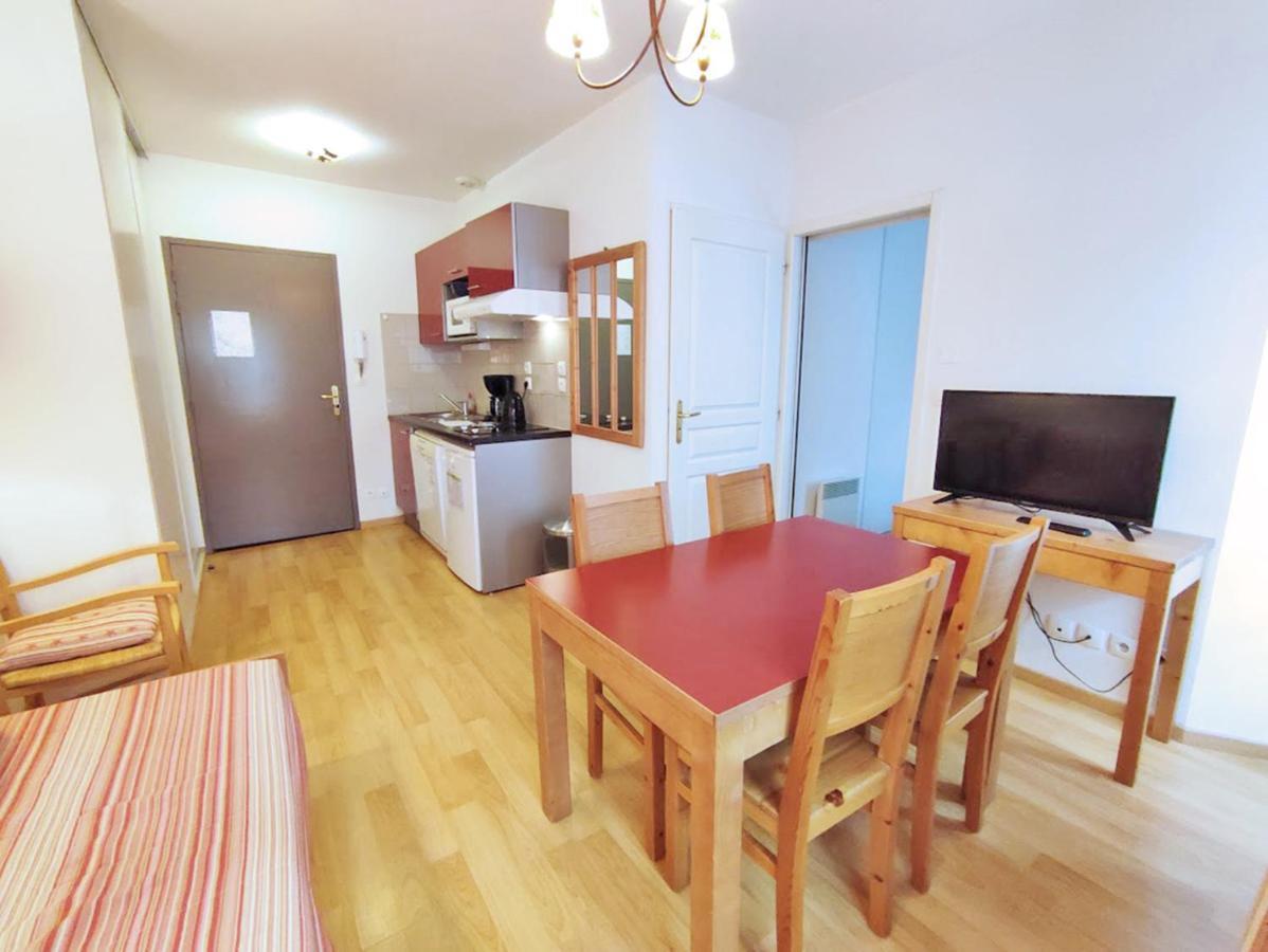 Oo, T2, Centre Luchon, Wifi, Casier A Skis, Ascenseur, 4 Personnes Bagnères-de-Luchon Buitenkant foto